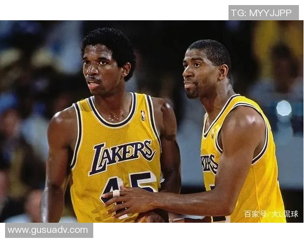 NBA球员体能恢复与训练方法的综合研究与应用分析